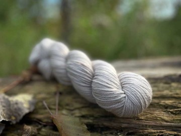 Lovely Merino Treat - 53 Sand